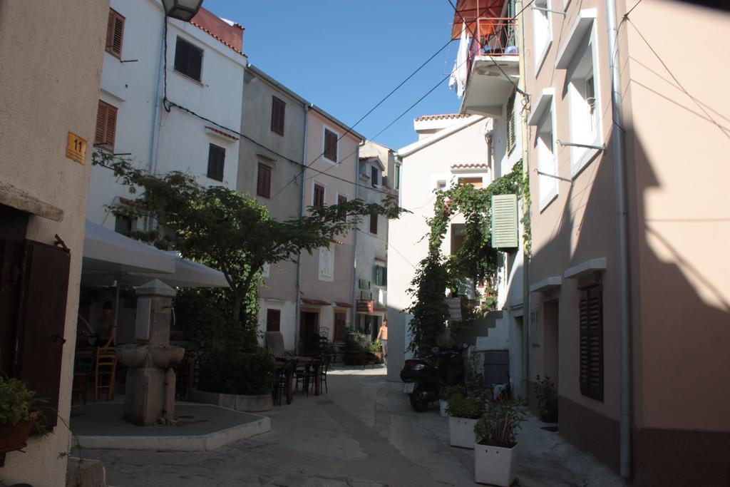 Apartments Sanja Baška Extérieur photo