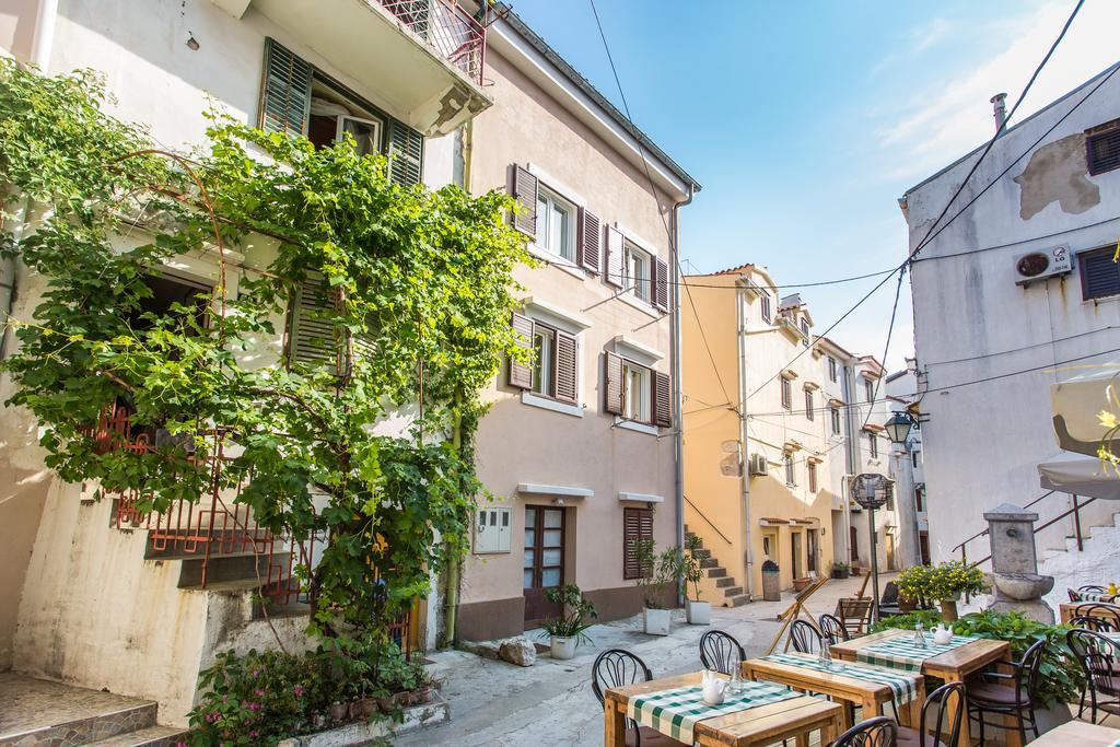 Apartments Sanja Baška Extérieur photo